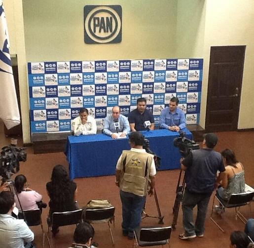 Atento llamado a panistas de Nuevo León