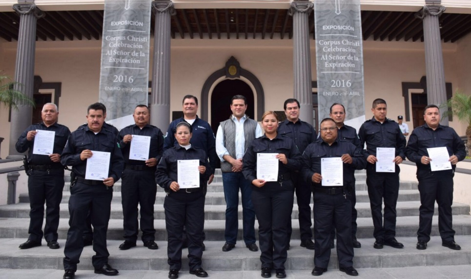 paco cienfuegos policias